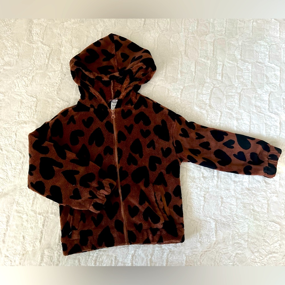 Carters girls 7 heart fuzzy jacket